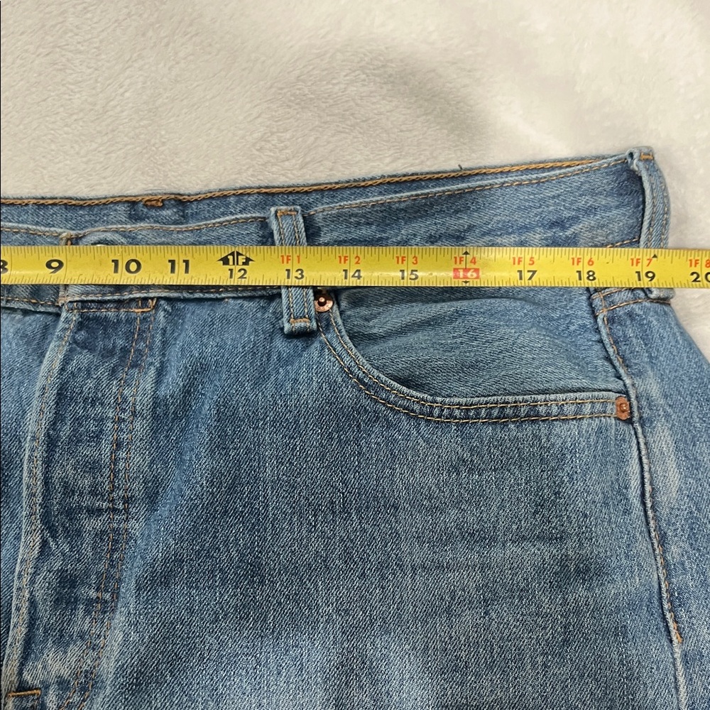 Levi’s 501 Jeans Sz 36x32 - Picture 7 of 9
